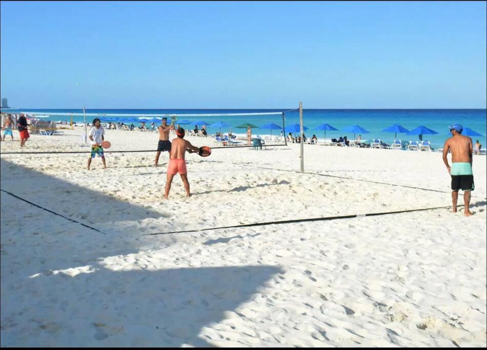 Amazing Beachfront Apartment Канкун Экстерьер фото
