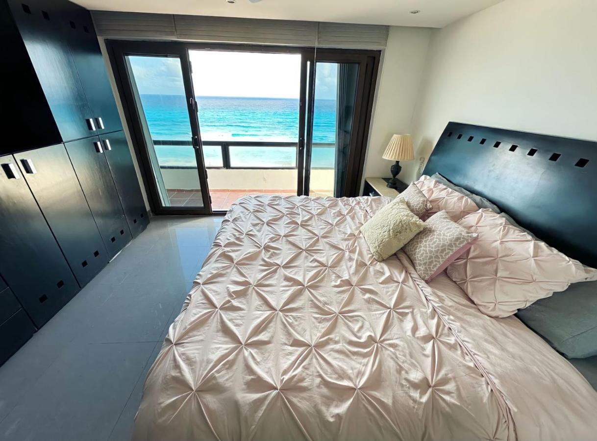 Amazing Beachfront Apartment Канкун Экстерьер фото